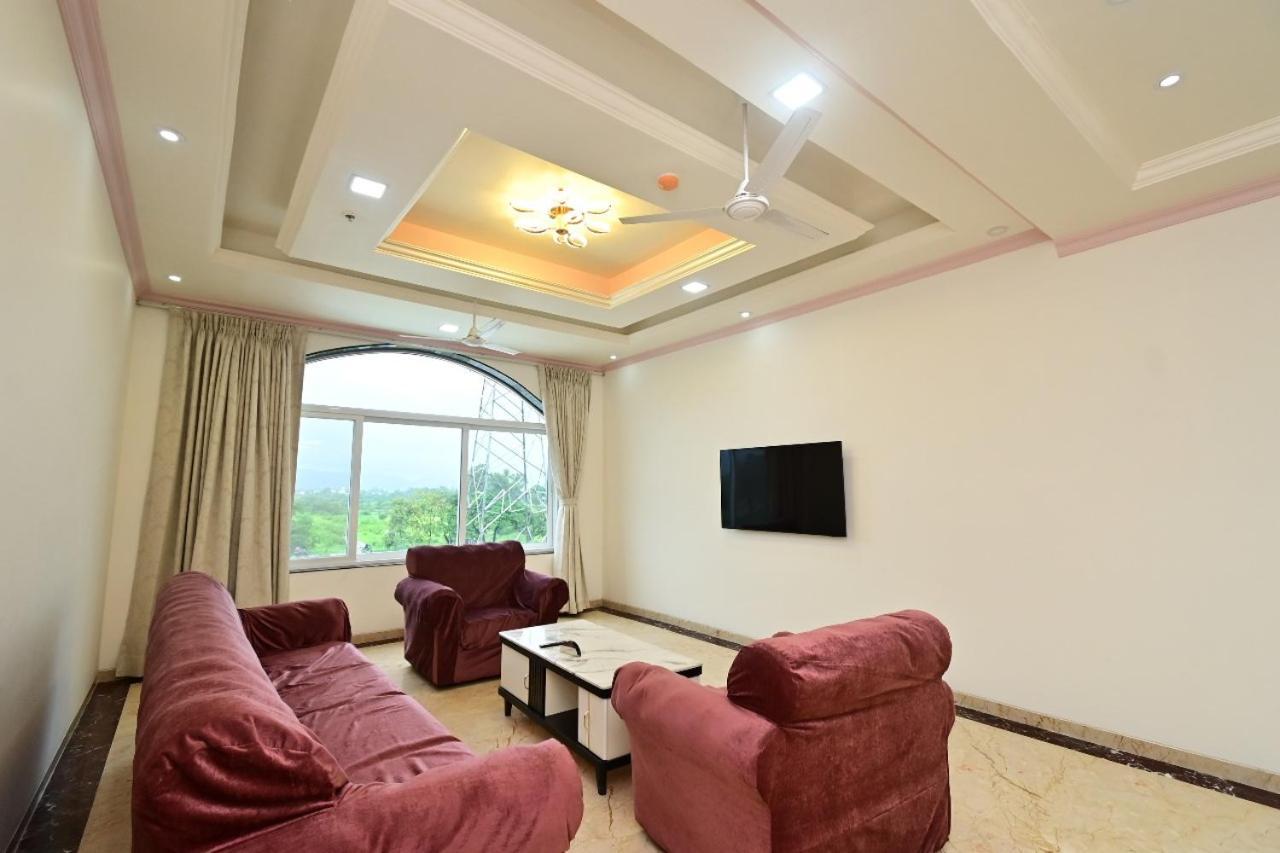Hotel Vedika Garden Lonavala Exterior foto